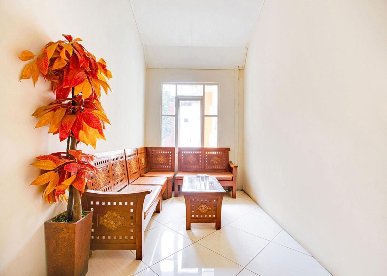 Oyo 2554 Hotel Arimbi Lama Dewi Sartika Bandung Extérieur photo