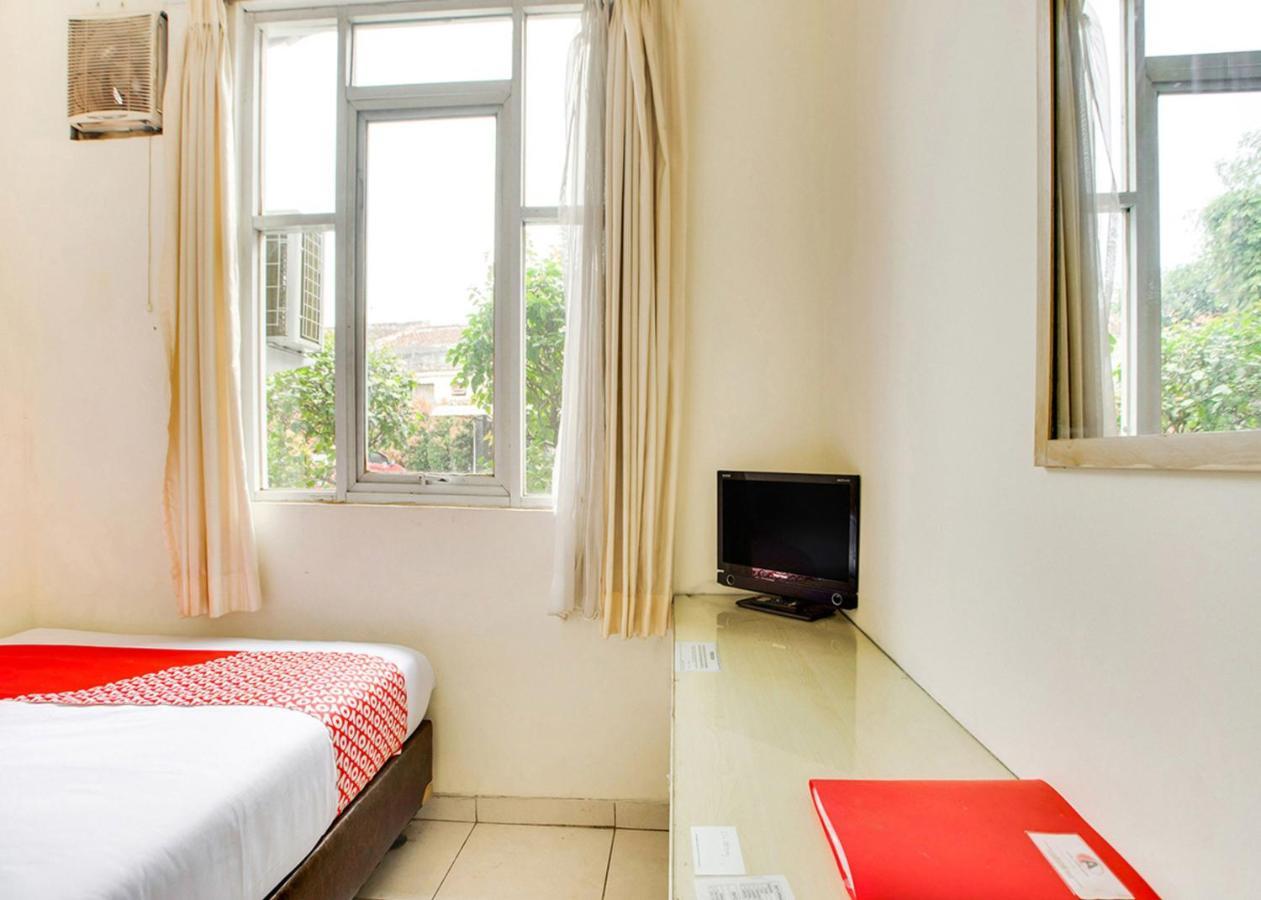 Oyo 2554 Hotel Arimbi Lama Dewi Sartika Bandung Extérieur photo